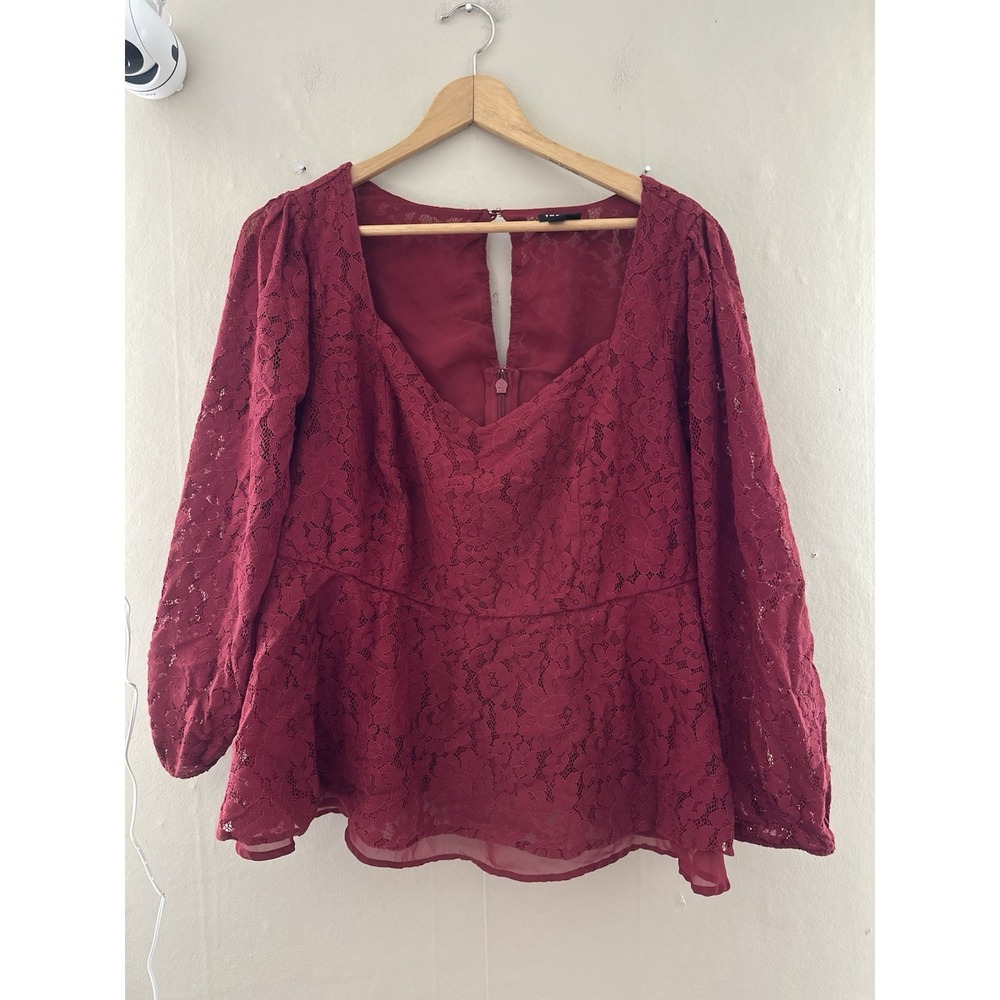 Torrid‎ Womens Peplum Floral Lace Top Size 2X Red Sweetheart Whimsygoth Fairy